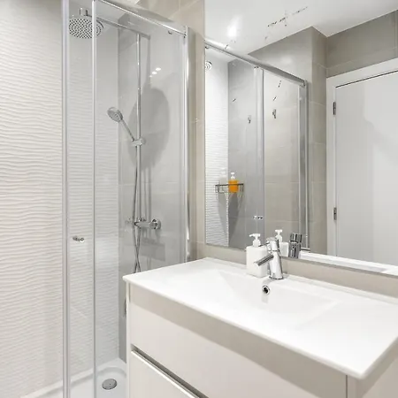 Urban Oasis In Premium Location With Ac Lisboa