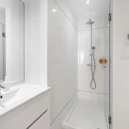 Apartment Whome Carriao 31 Urban Oasis In Premium Location W/ac