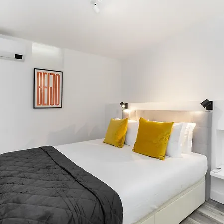 Whome Carrião 31 Urban Oasis In Premium Location W/ac *