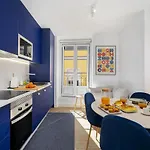 Apartment Urban Oasis In Premium Location With Ac