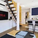 Apartment Urban Oasis In Premium Location With Ac