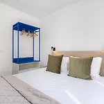 Апартаменты Urban Oasis In Premium Location With Ac