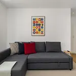 Urban Oasis In Premium Location With Ac Апартаменты *