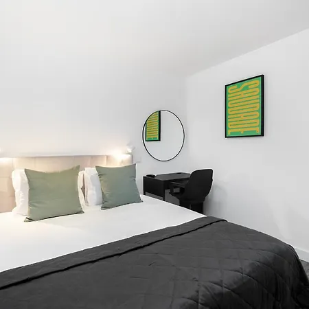 Urban Oasis In Premium Location With Ac Апартаменты Лиссабон